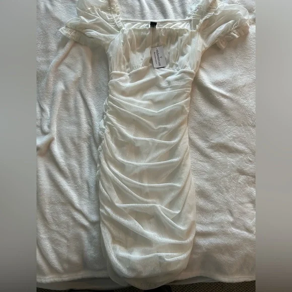 windsor white off the shoulder dress Windsor Elegant Dress Backless Puff Off Shoulder Bodycon|Size M